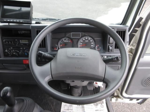 ISUZU ELF 2018 Image 31