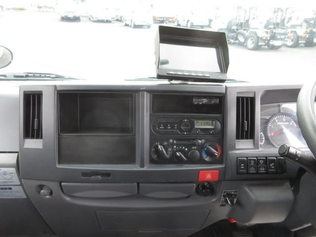 ISUZU ELF 2018 Image 31