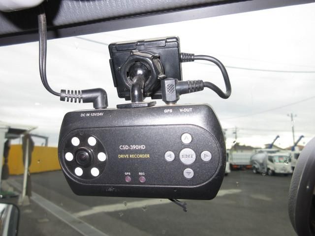 ISUZU ELF 2018 Image 31