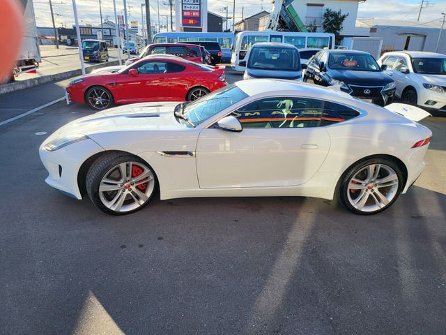 JAGUAR F TYPE 2014 Image 31