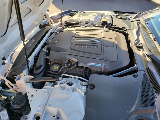 JAGUAR F TYPE 2014 Image 31