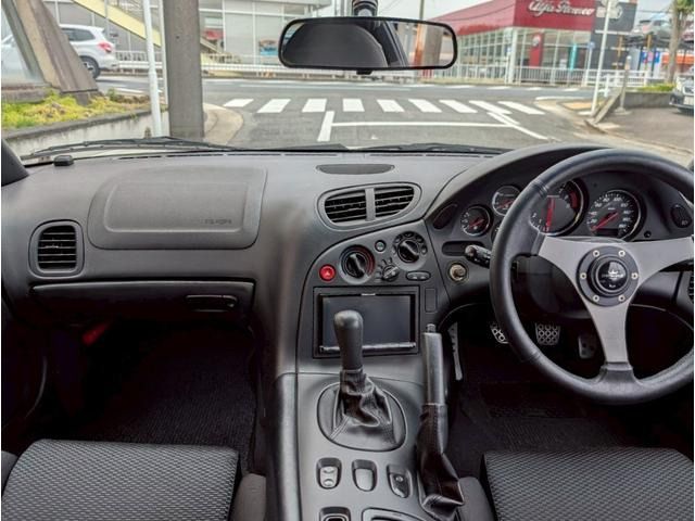 MAZDA RX-7 1999 Image 31