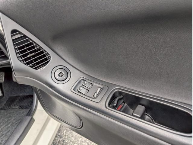 MAZDA RX-7 1999 Image 31