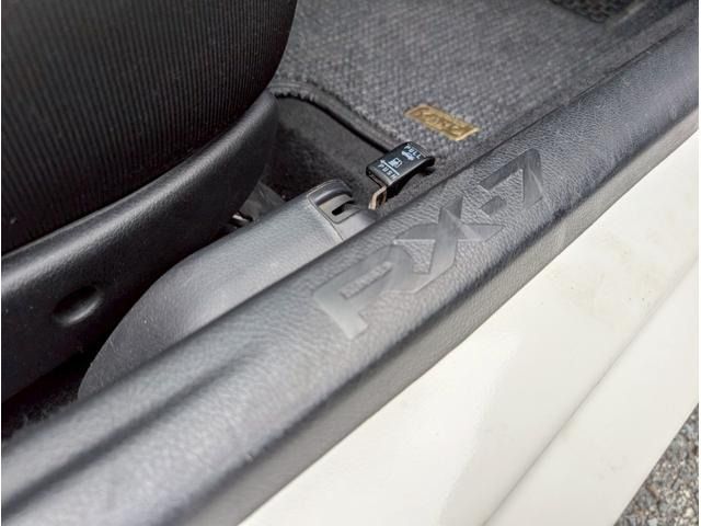 MAZDA RX-7 1999 Image 31