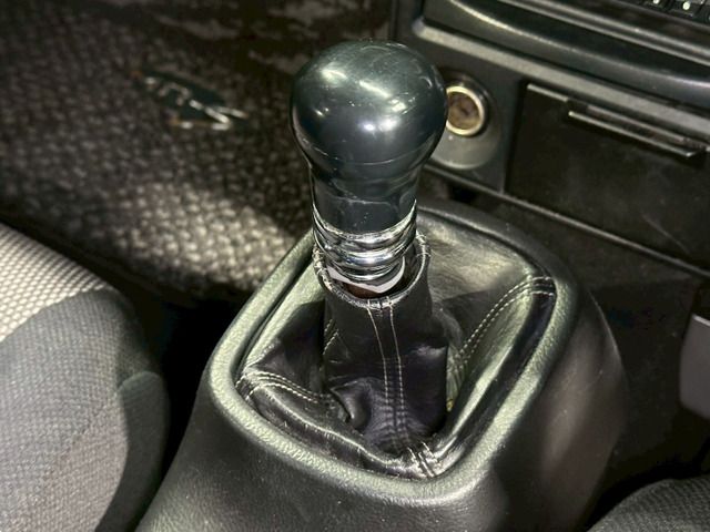 TOYOTA MR-S 2002 Image 31