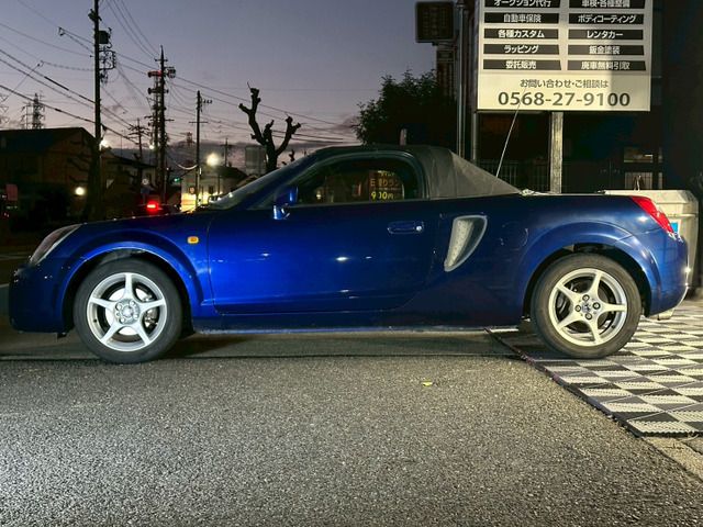 TOYOTA MR-S 2002 Image 31