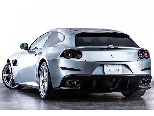 FERRARI GTC4 LUSSO T 2017 Image 31
