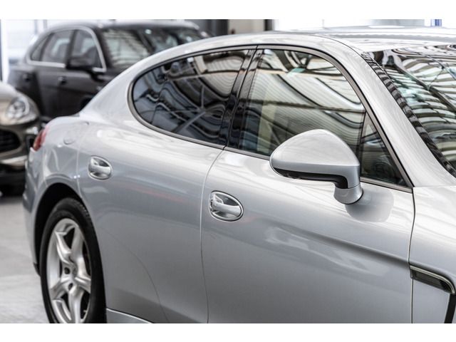 PORSCHE PANAMERA 2014 Image 31