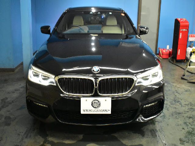 BMW 5SERIES SEDAN 2017 Image 31