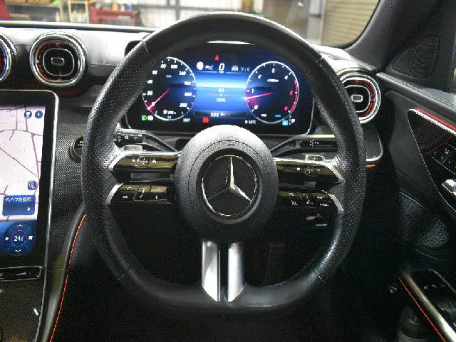 MERCEDES BENZ C CLAS 2022 Image 31