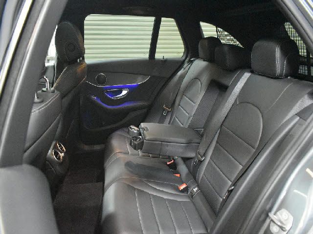 MERCEDES BENZ C CLAS 2019 Image 31