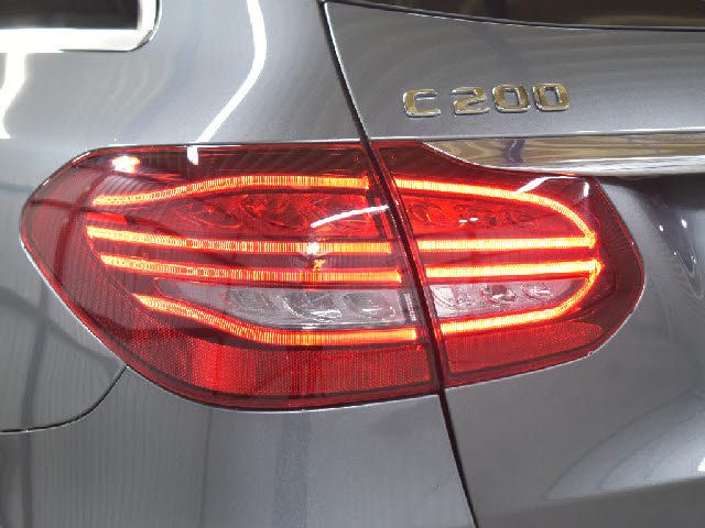 MERCEDES BENZ C CLAS 2019 Image 31