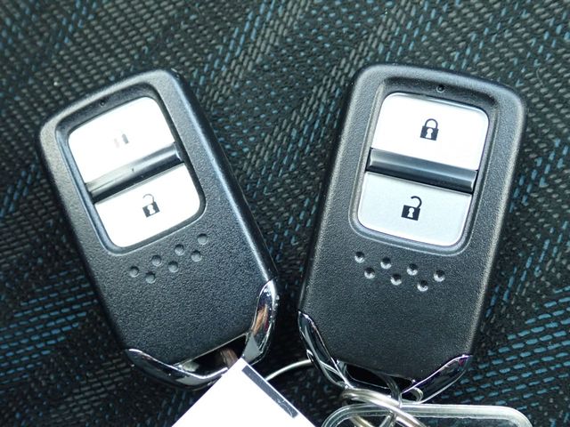 HONDA SHUTTLE HYBRID 2020 Image 31