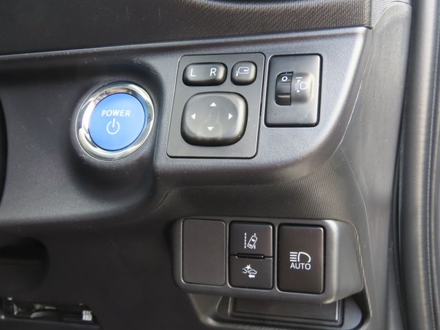 TOYOTA AQUA 2019 Image 31