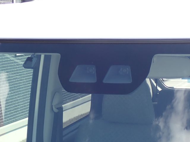 DAIHATSU TANTO 2021 Image 31