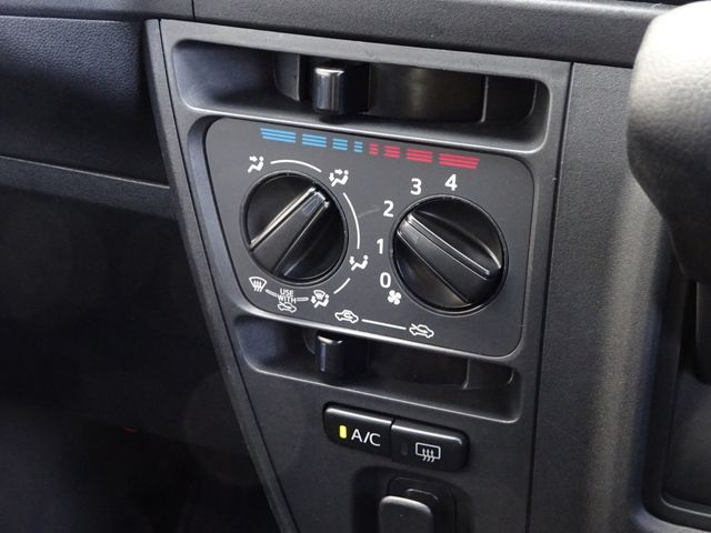 DAIHATSU HIJET CARGO 2019 Image 31