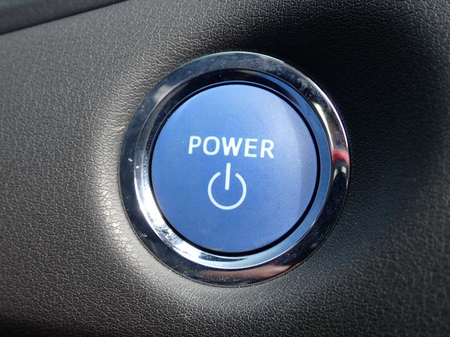 TOYOTA CROWN SEDAN HYBRID 4 2019 Image 31