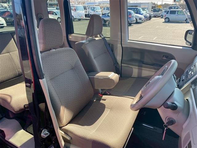 DAIHATSU TANTO 2017 Image 31