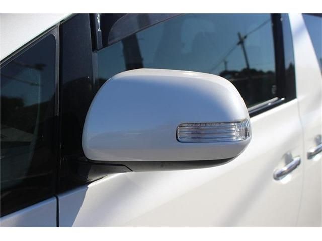 TOYOTA ALPHARD 2012 Image 31