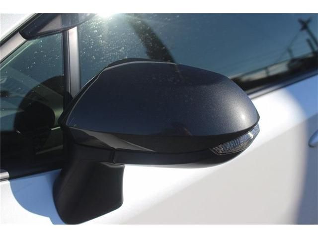 TOYOTA COROLLA SEDAN HYBRID 2023 Image 31