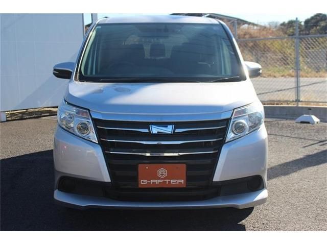 TOYOTA NOAH HYBRID 2015 Image 31