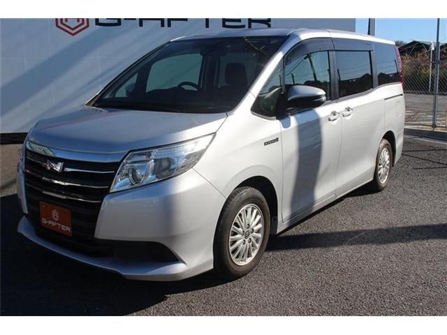 TOYOTA NOAH HYBRID 2015 Image 31