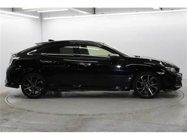 HONDA CIVIC HATCHBACK 2017 Image 31