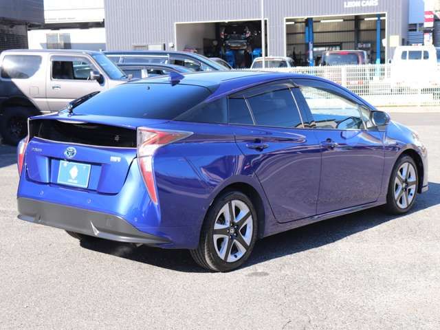 TOYOTA PRIUS 2016 Image 31