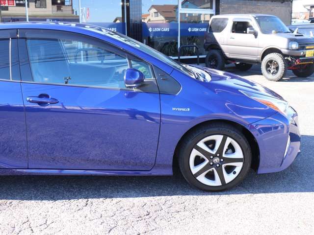 TOYOTA PRIUS 2016 Image 31