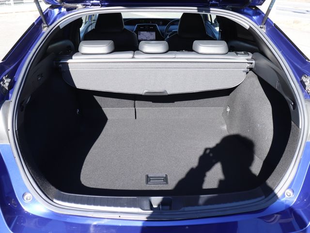 TOYOTA PRIUS 2016 Image 31