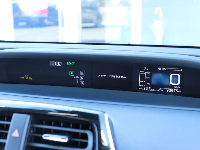 TOYOTA PRIUS 2016 Image 31