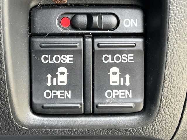 HONDA N BOX CUSTOM 2017 Image 31