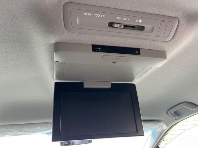 TOYOTA ESTIMA 2013 Image 31