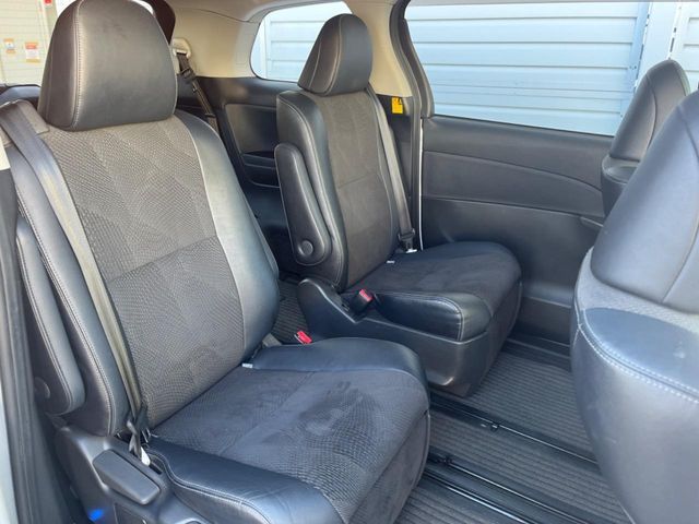 TOYOTA ESTIMA 2013 Image 31