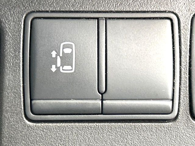 NISSAN SERENA  S-HYBRID 2012 Image 31