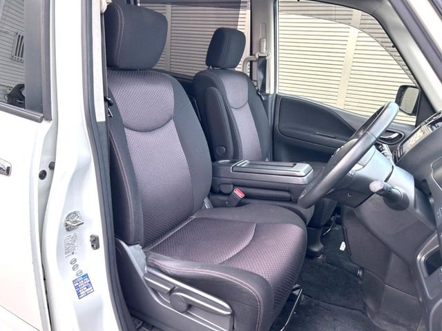 NISSAN SERENA  S-HYBRID 2012 Image 31