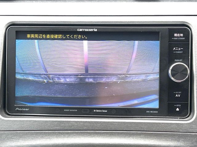 TOYOTA PRIUS 2015 Image 31