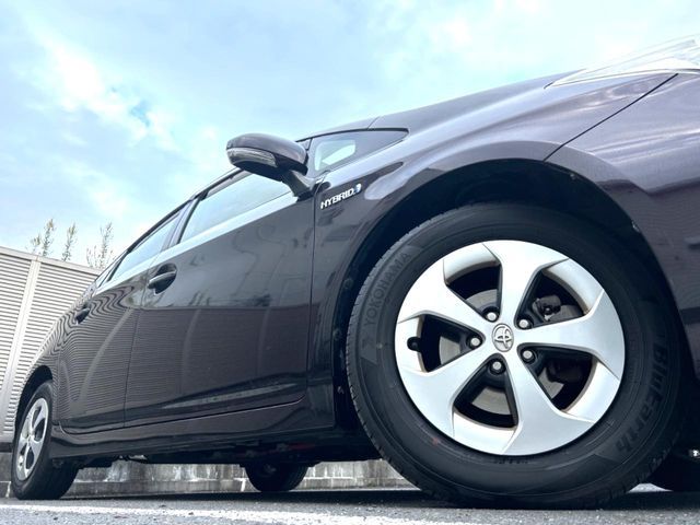 TOYOTA PRIUS 2015 Image 31