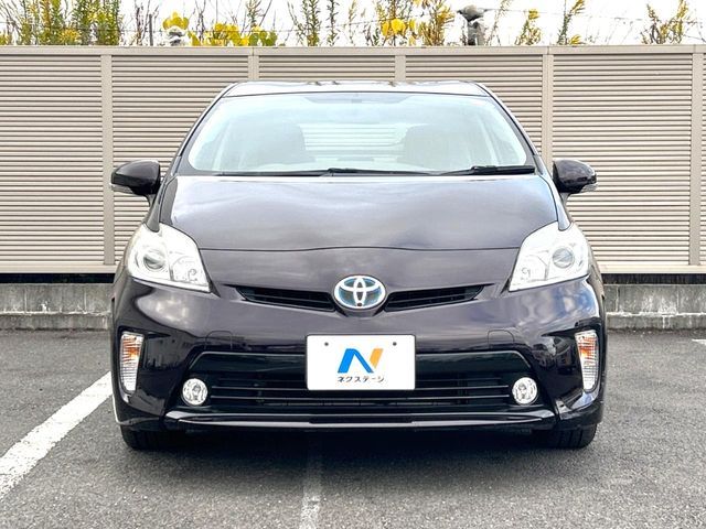 TOYOTA PRIUS 2015 Image 31