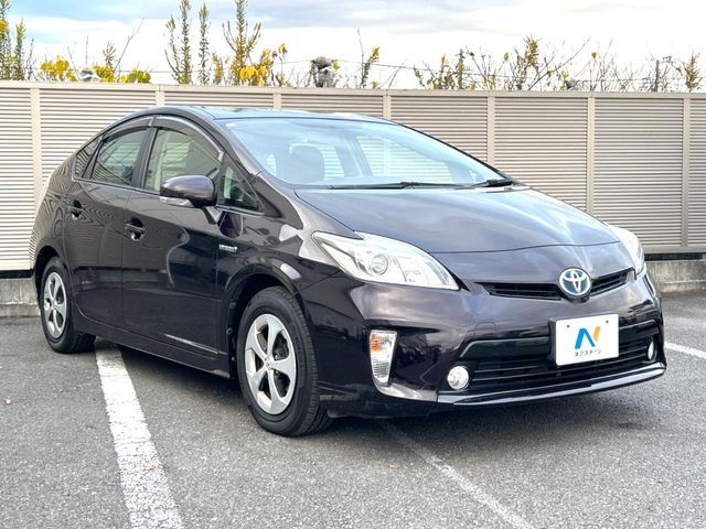TOYOTA PRIUS 2015 Image 31
