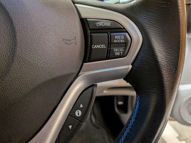 HONDA CR-Z 2011 Image 31