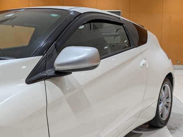 HONDA CR-Z 2011 Image 31
