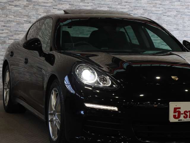 PORSCHE PANAMERA 2016 Image 31