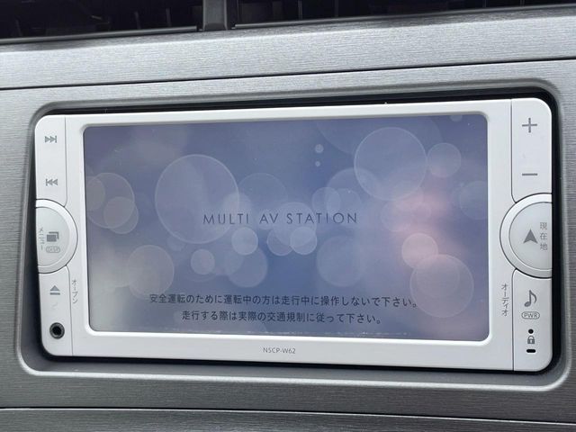 TOYOTA PRIUS 2013 Image 31