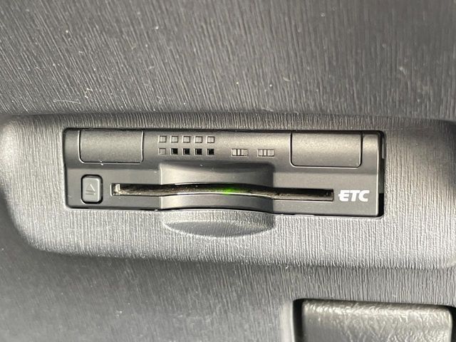 TOYOTA PRIUS 2013 Image 31