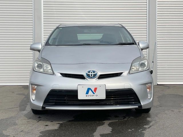 TOYOTA PRIUS 2013 Image 31
