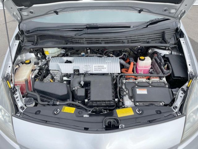 TOYOTA PRIUS 2013 Image 31