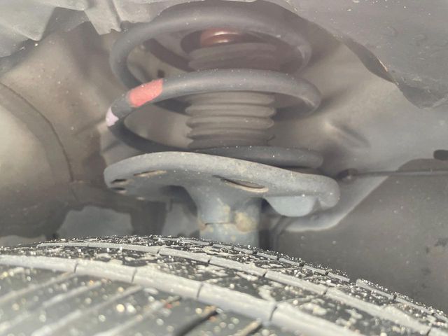 TOYOTA PRIUS 2013 Image 31