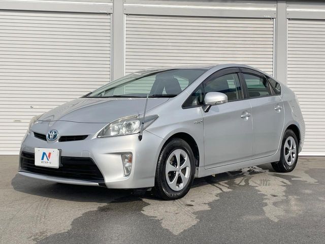 TOYOTA PRIUS 2013 Image 31