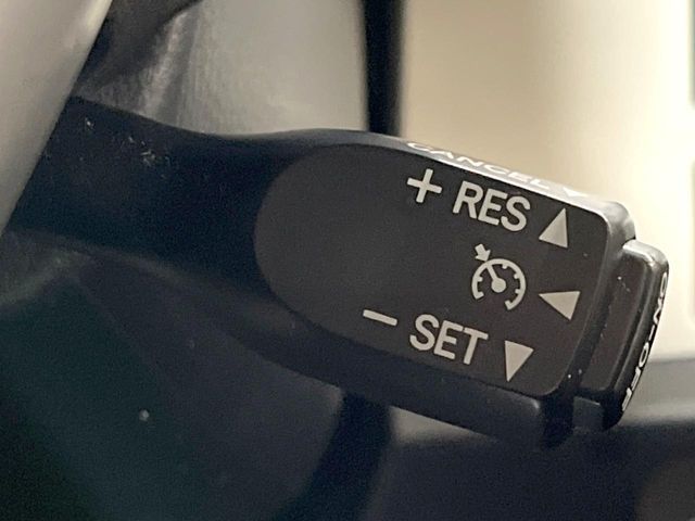 TOYOTA NOAH HYBRID 2018 Image 31